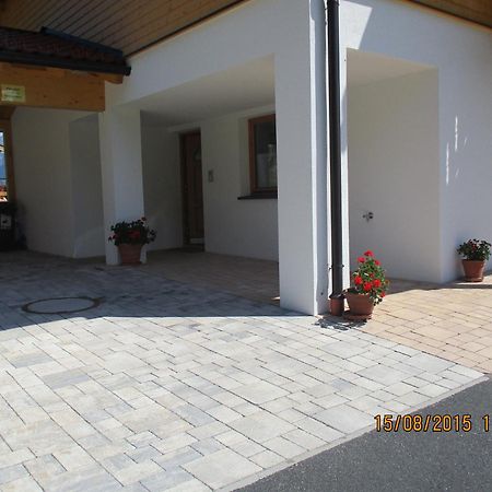 Penthousewohnung Mit Garten Sauna Pool Майсгофен Номер фото
